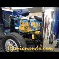 Peterbilt 379  Showtruck Motor.jpg